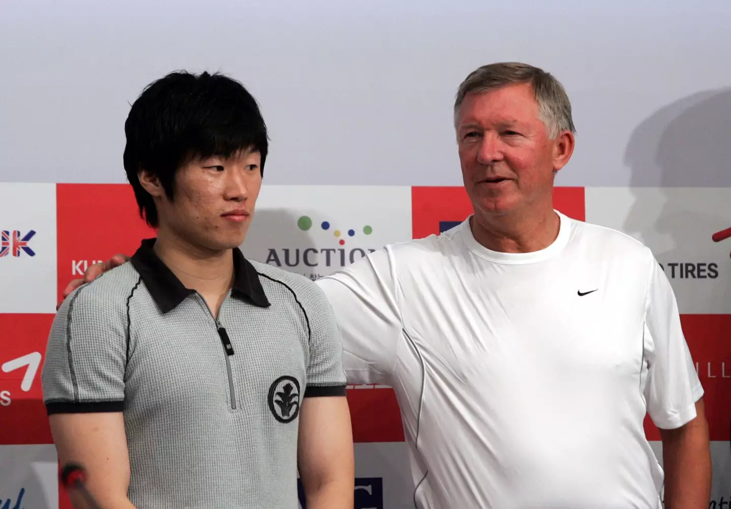 Ji-sung Park and Sir Alex Ferguson. Image: Getty