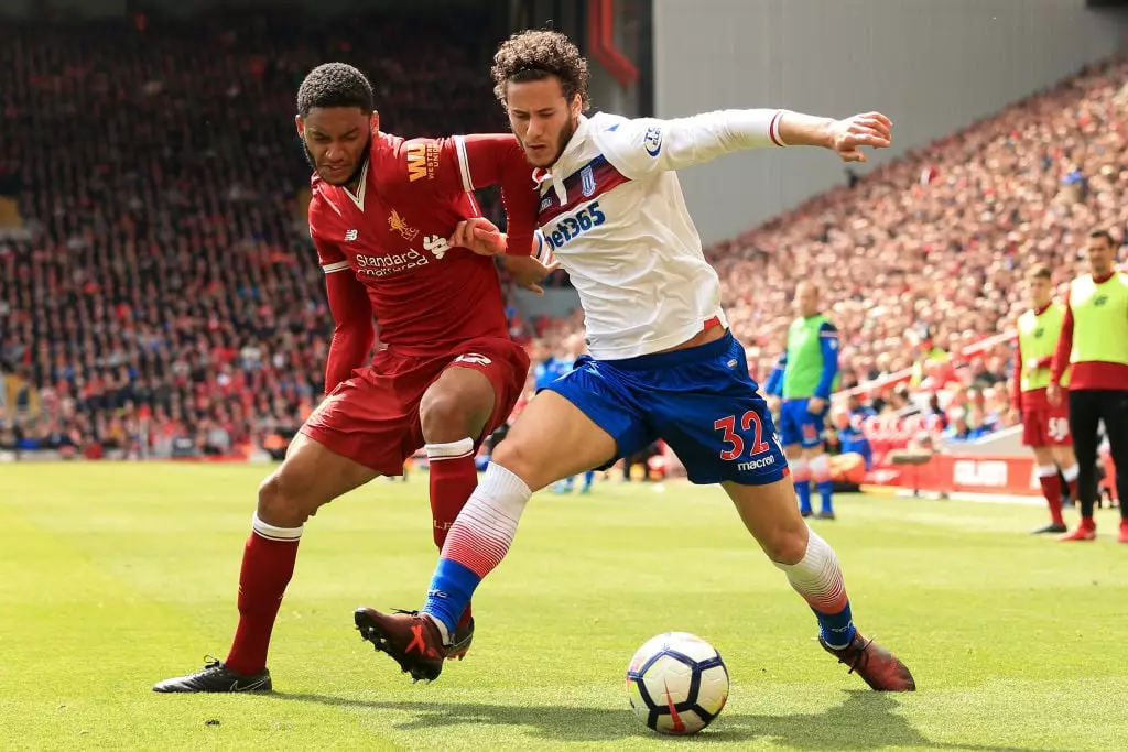 Ramadan Sobhi (right) in action for Stoke against Liverpool in 2018 (Credit:Getty)