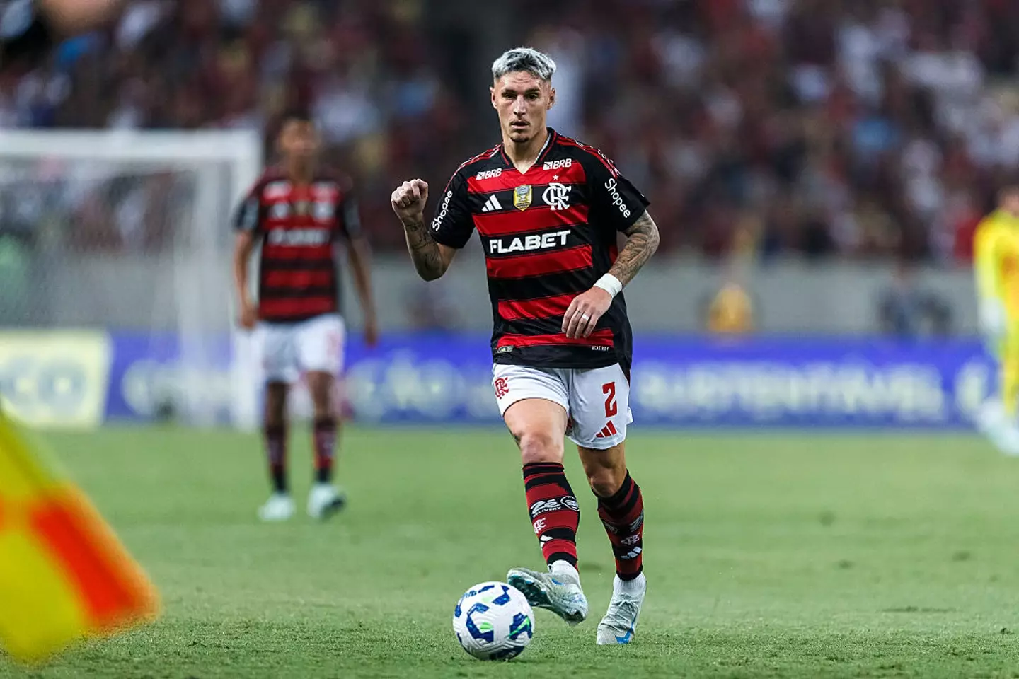 Guillermo Varela in action for Flamengo (Credit:Getty)