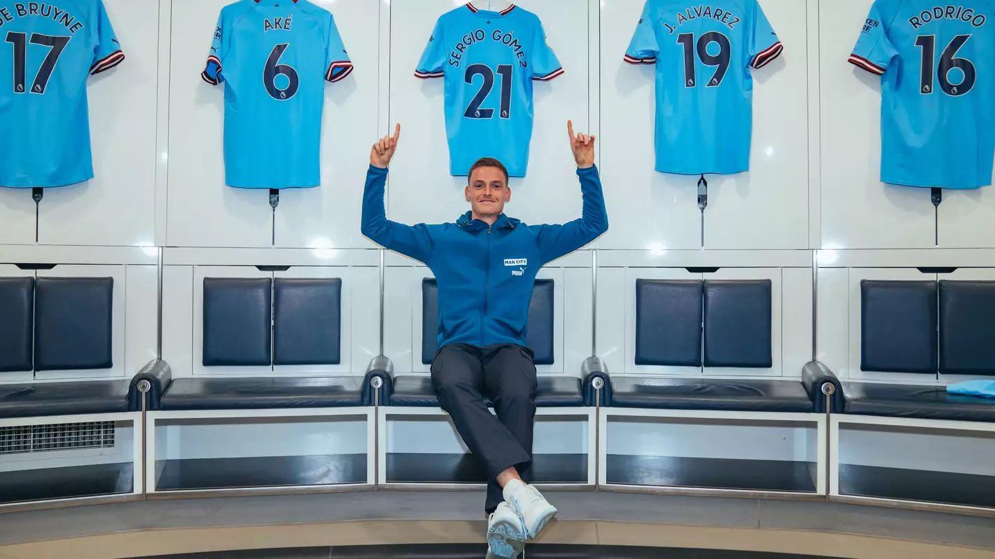 "The best team in England" - Sergio Gomez delighted to join Manchester City and work under 'outstanding' Pep Guardiola