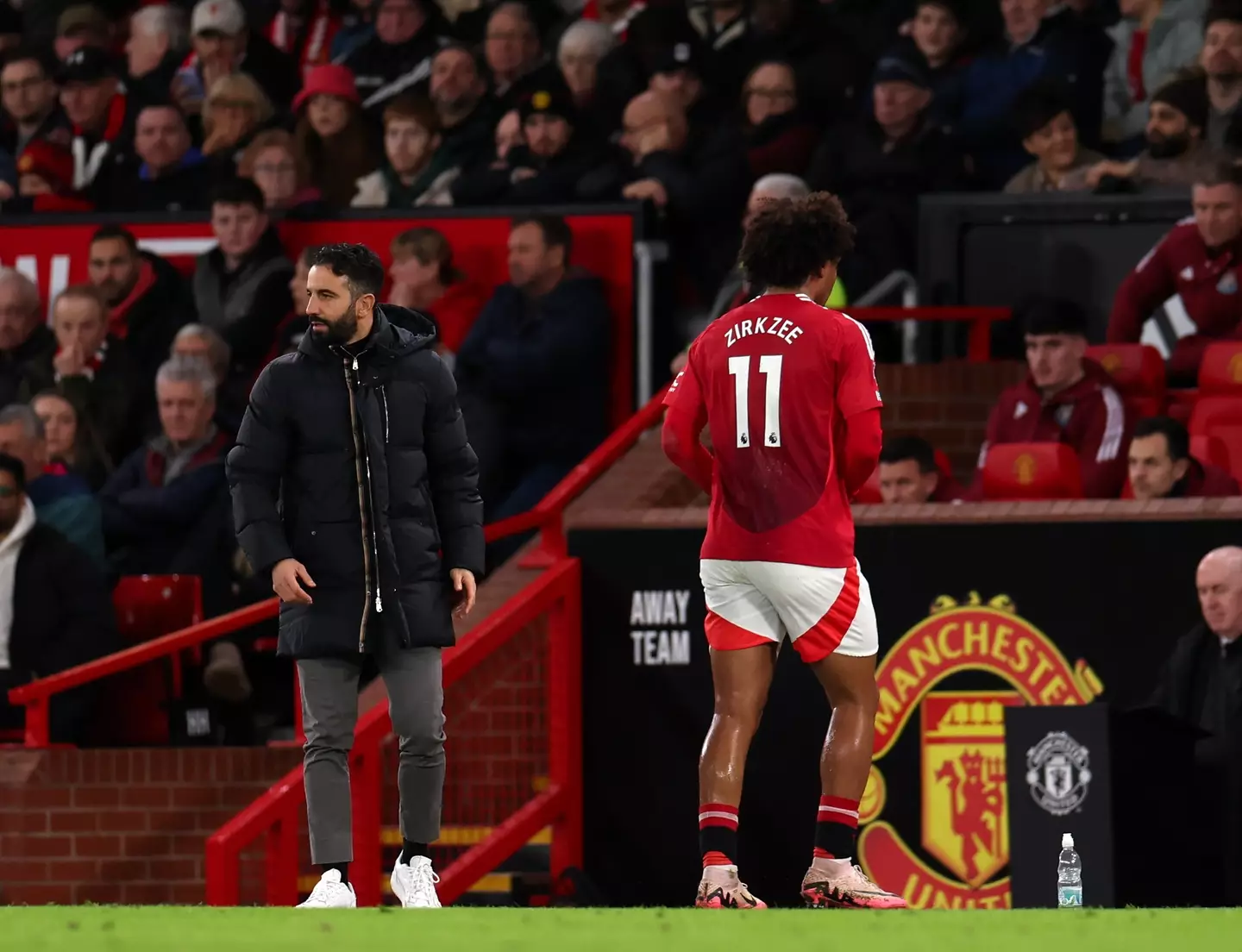 Ruben Amorim replaced Joshua Zirkzee in the first-half against Newcastle United. Image: Getty