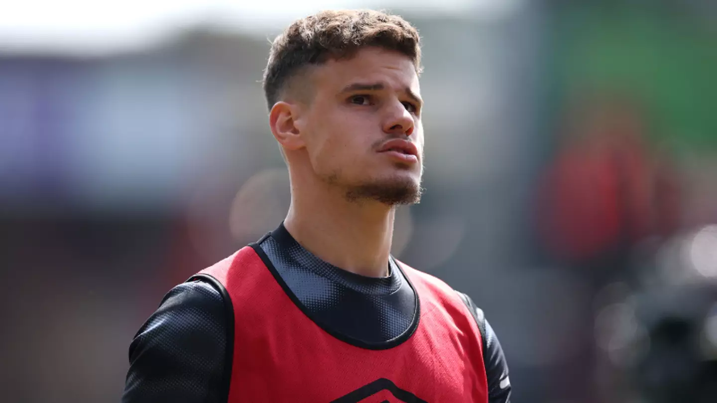 Reports: Liverpool in advanced talks to sign Milos Kerkez 3 Reports: Liverpool in advanced talks to sign Milos Kerkez