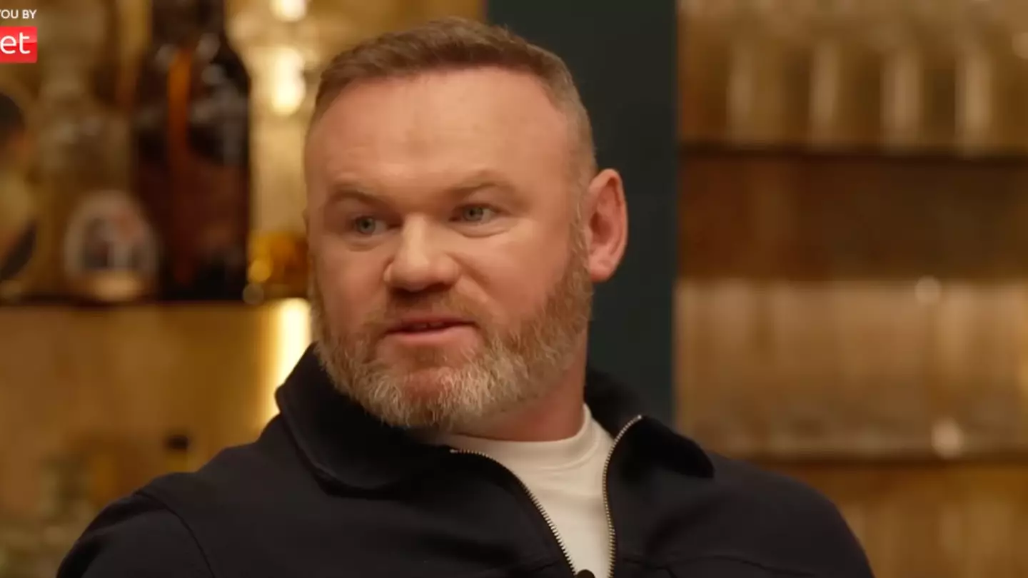 Wayne Rooney names just TWO Man Utd players he'd keep as he says there's 'no way back' for rest of squad