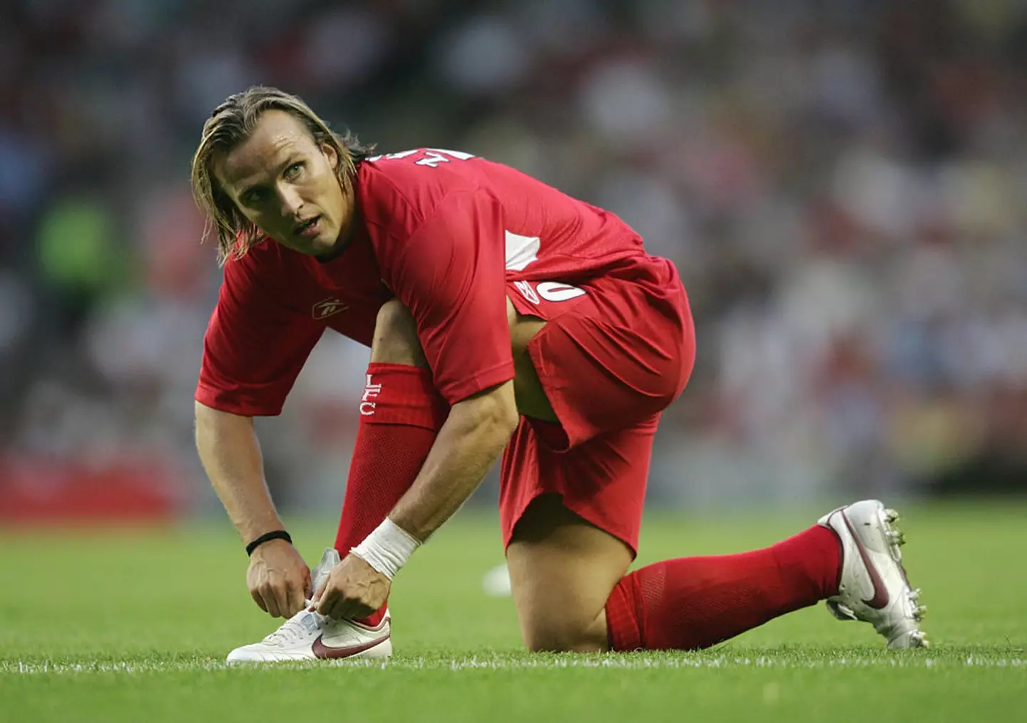 Bolo Zenden in action for Liverpool (Credit:Getty)