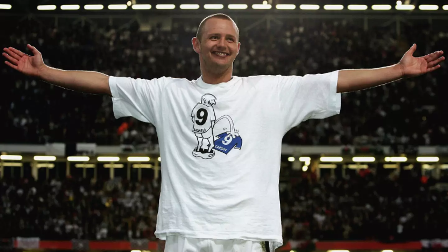 Lee Trundle's social media post about Wrexham's promotion goes viral as brutal dig made