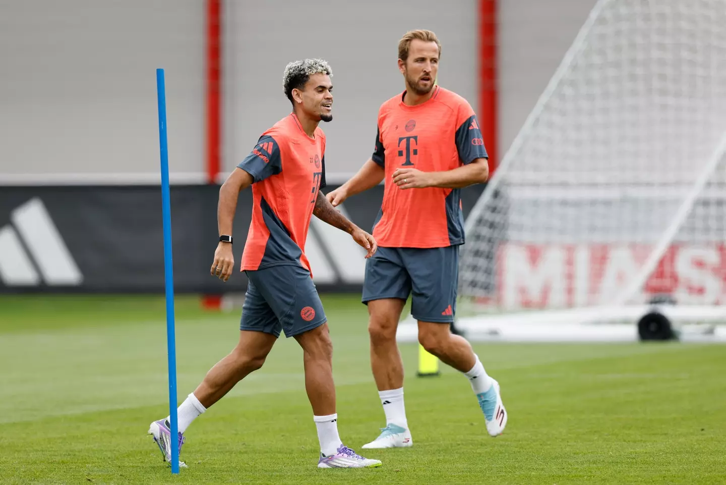 Harry Kane and Luis Diaz during a Bayern Munich training session. Image: Getty