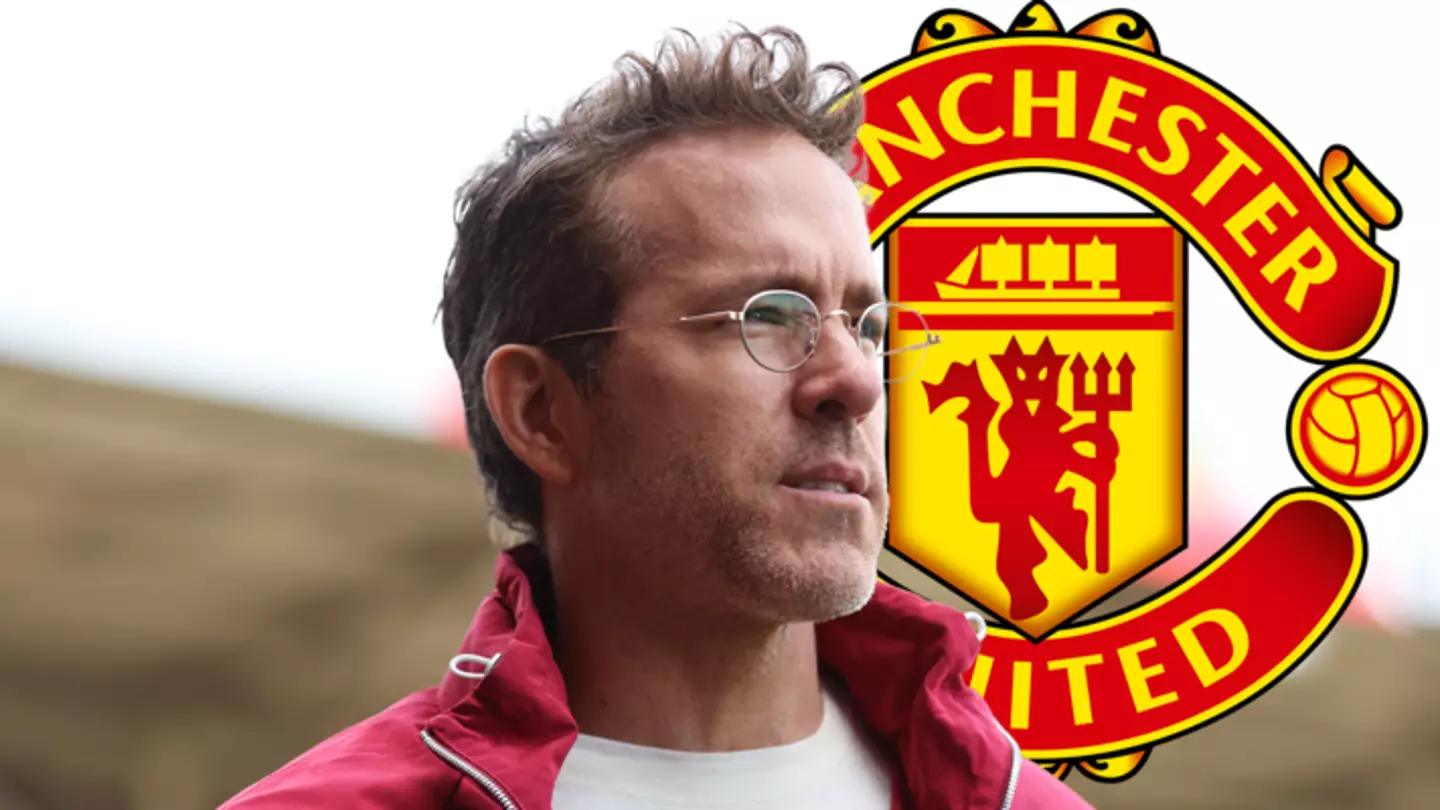 Ex-Man Utd Player Among Favourites for Wrexham Job After Carabao Cup Exit