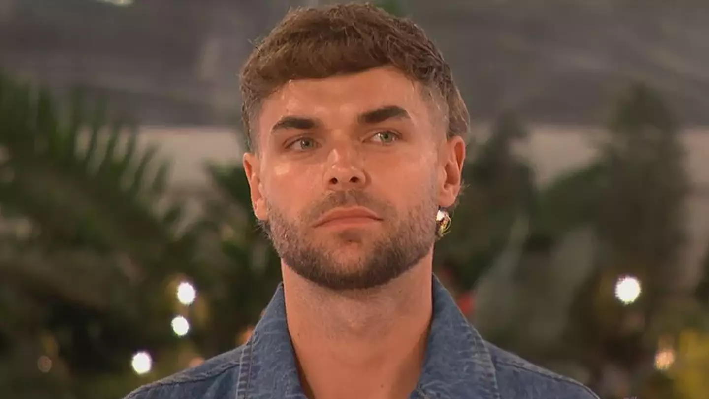 Love Island star has crazy job as a body double for famous Premier League footballer