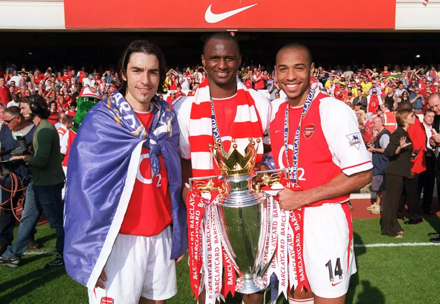Patrick Vieira – Quyền Lực Tuyến Giữa Biểu Tượng Vững Chắc Của Thế Hệ Arsenal Vàng Son Patrick Vieira – Quyền Lực Tuyến Giữa Biểu Tượng Vững Chắc Của Thế Hệ Arsenal Vàng Son
