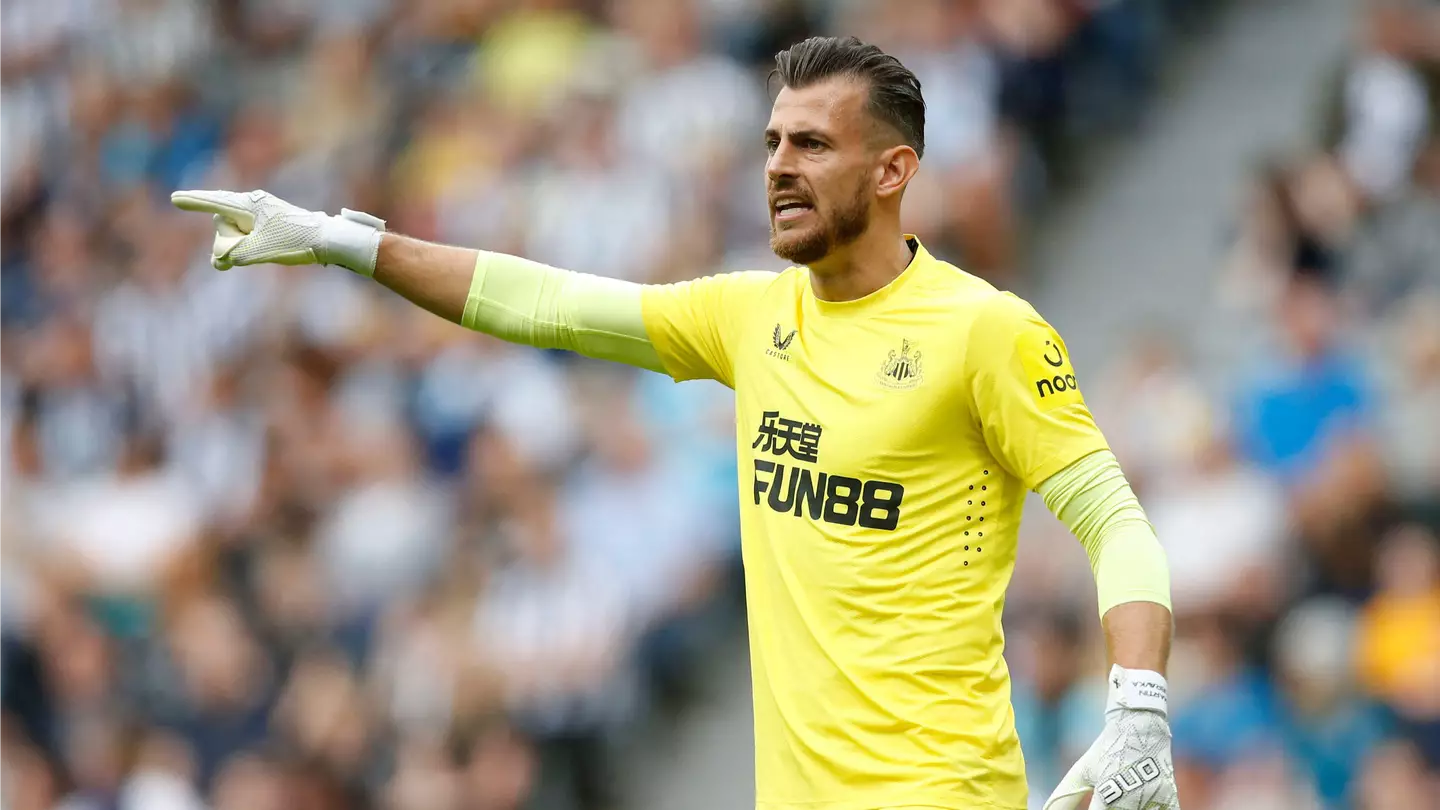 Manchester United make shock move for Newcastle United goalkeeper