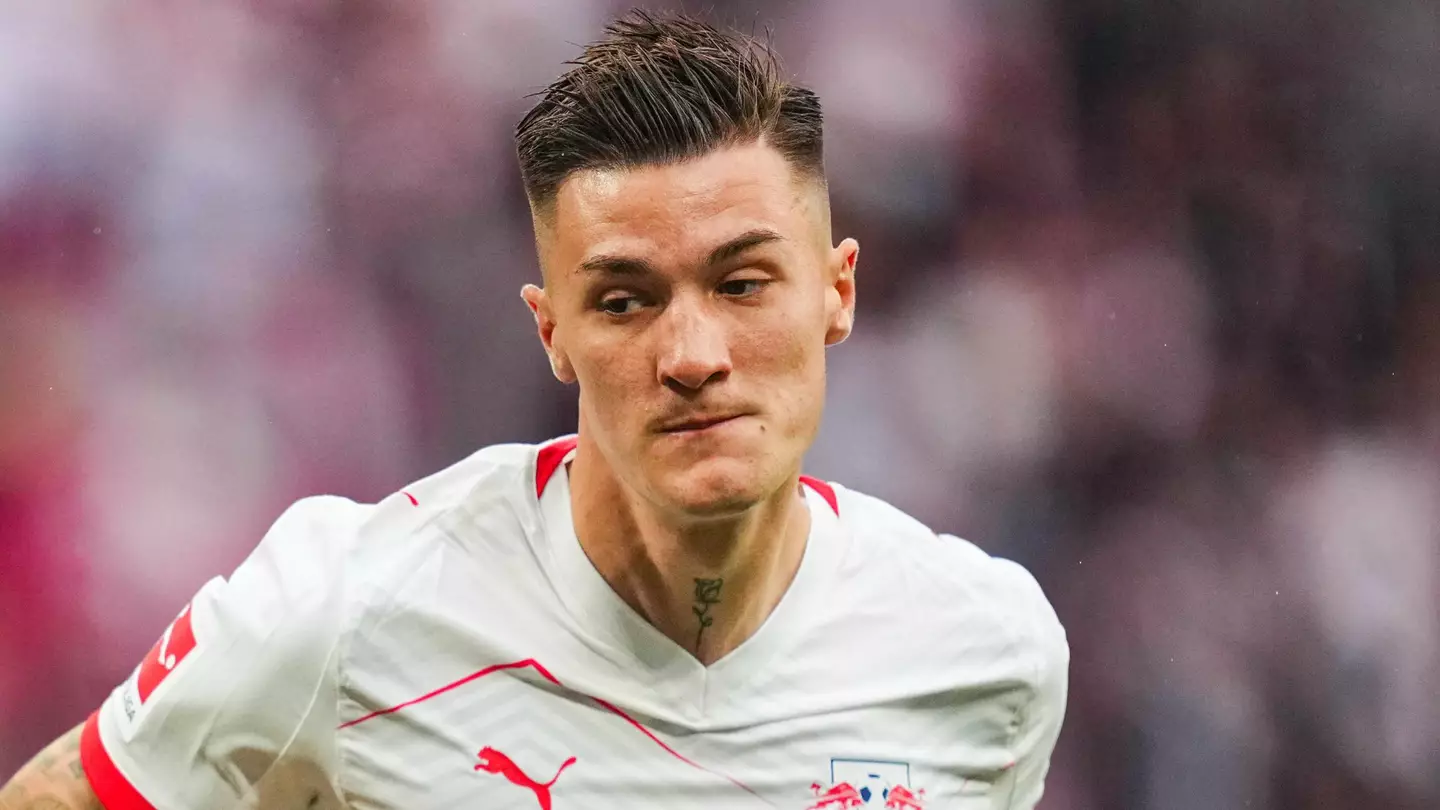 Arsenal could be forced into unthinkable Benjamin Sesko scenario as striker left with huge decision to make