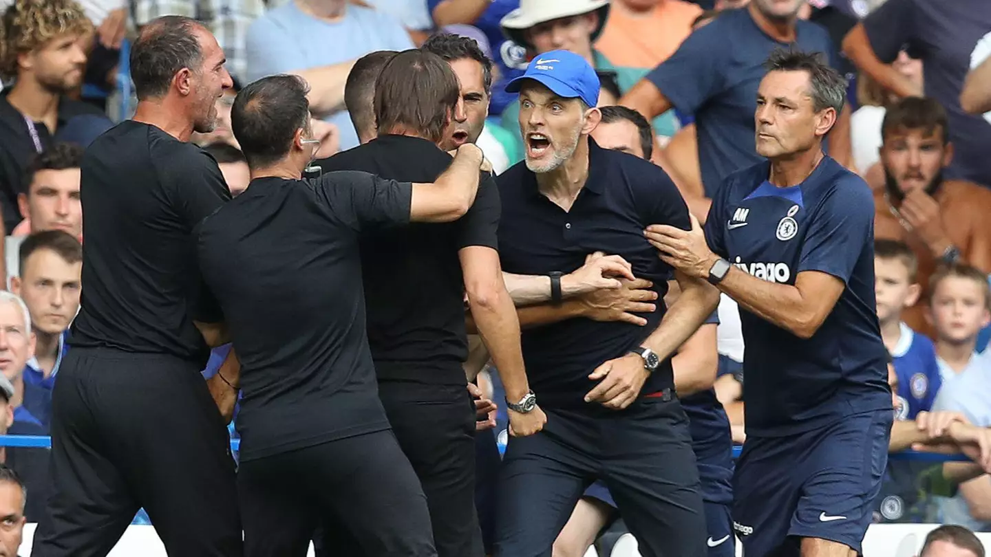 Thomas Tuchel and Antonio Conte argue on the touchline. (Alamy)