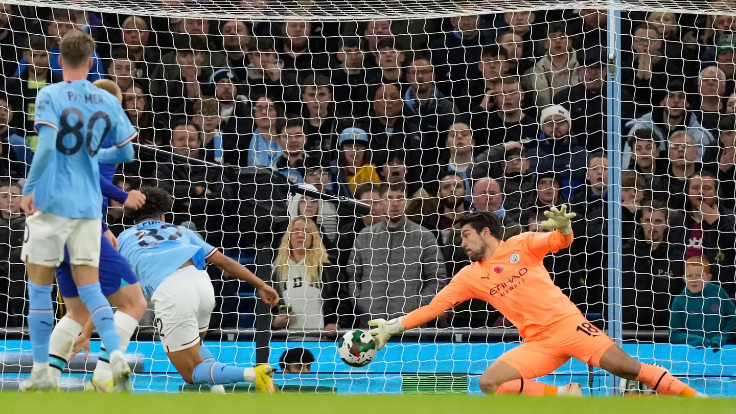 Kalvin Phillips piles on praise for 'unbelievable' and 'joy to watch' Manchester City players