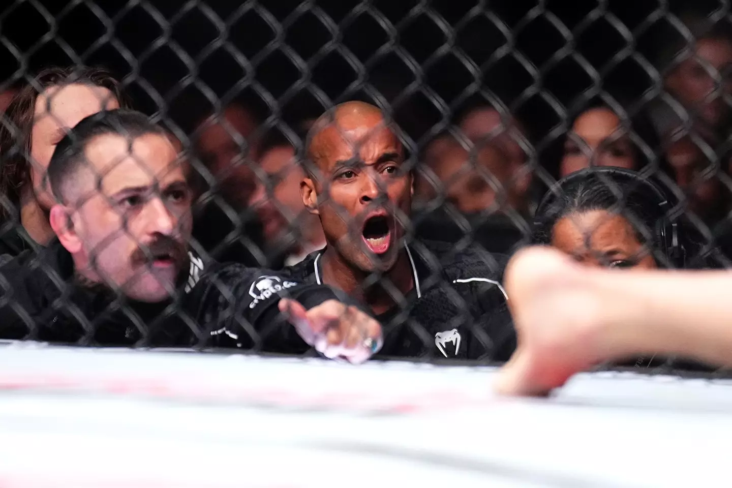 David Goggins' shouts instructions to Tony Ferguson at UFC 296. Image: Getty