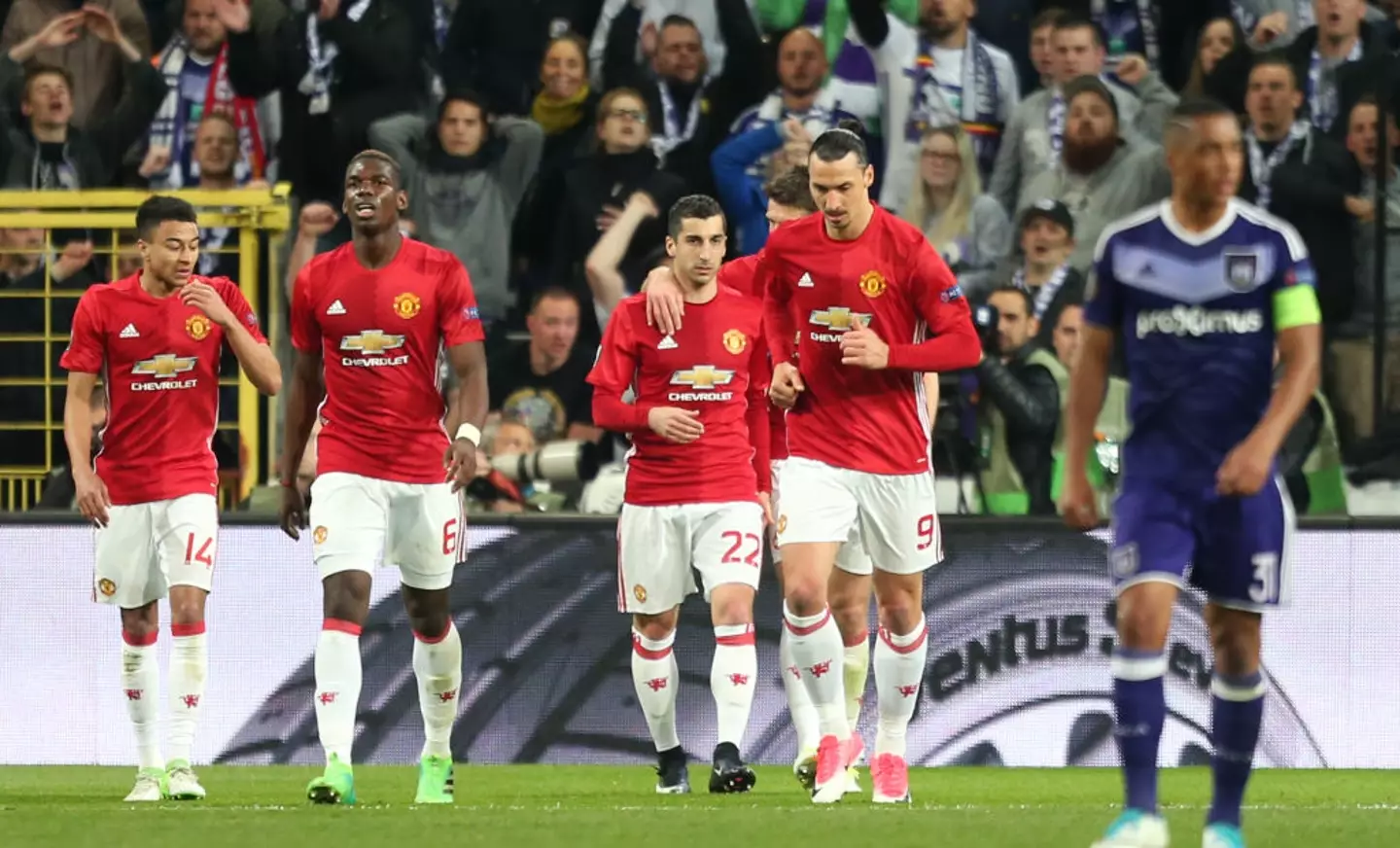 Man United signed several players in 2016 (Credit:Getty)