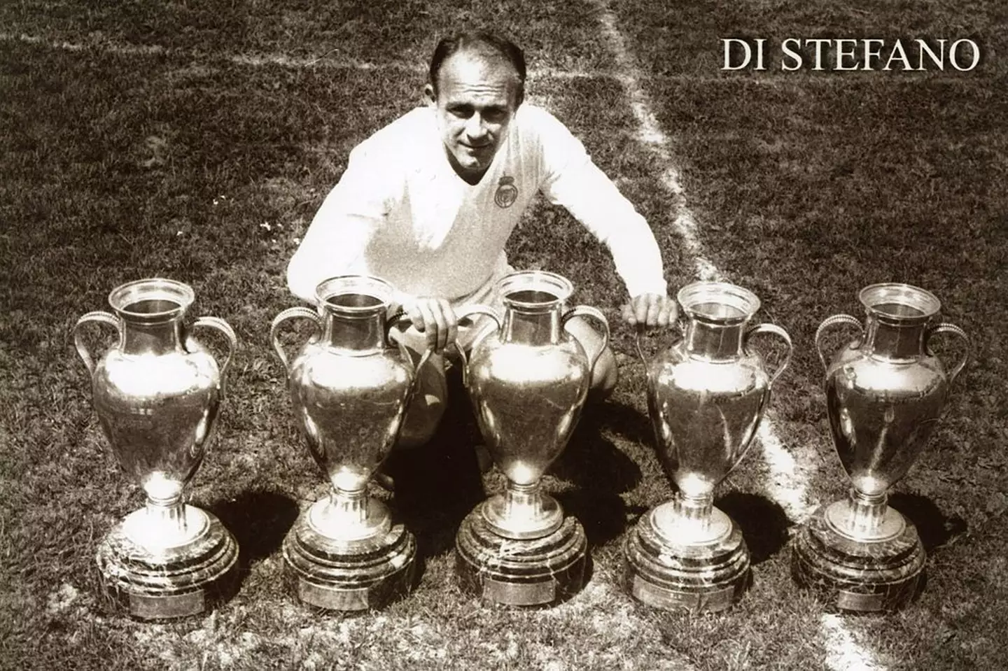Alfredo Di Stefano pictured with the five European Cups he won with Real Madrid (Image: Getty)
