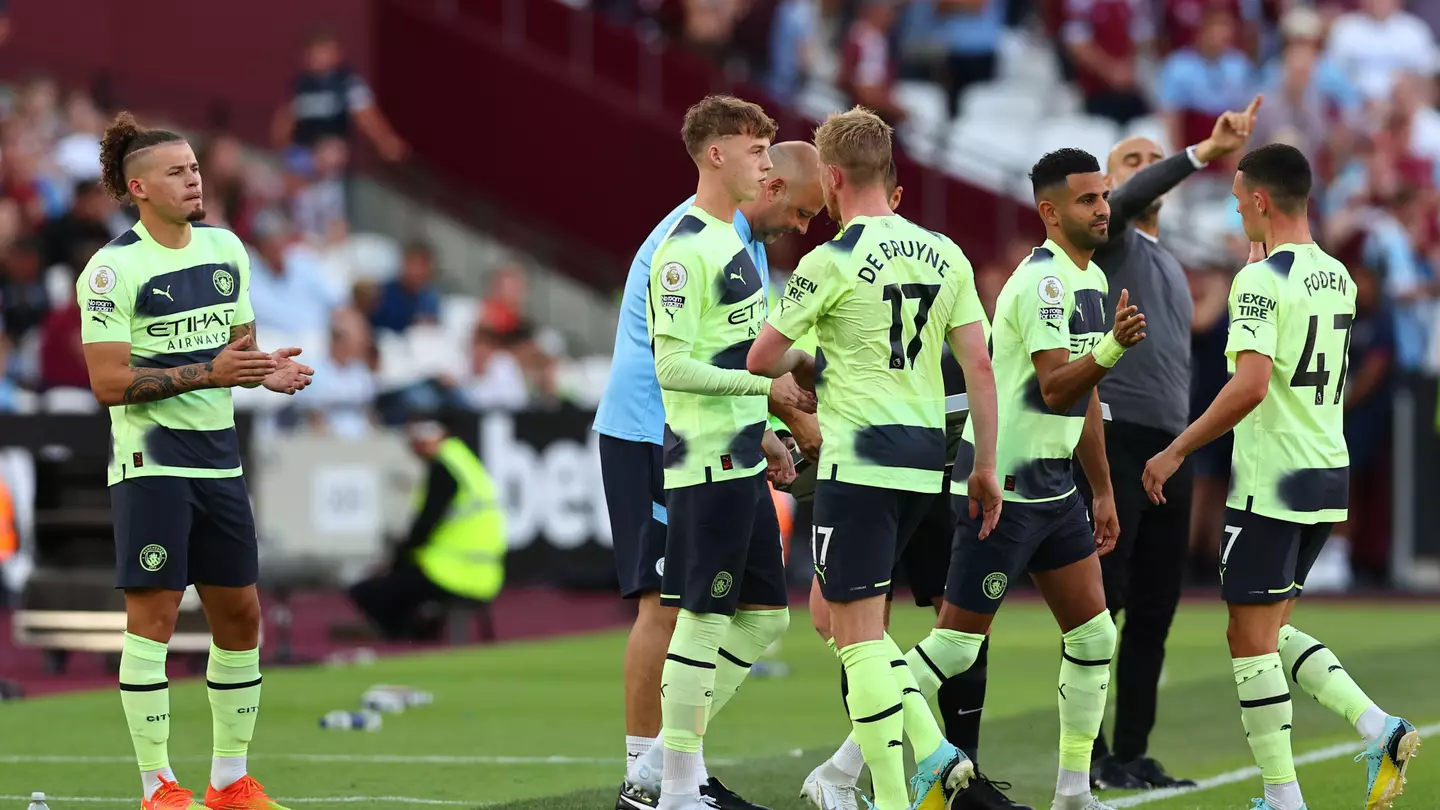 Pep Guardiola provides key injury update on three Manchester City players prior to Chelsea clash