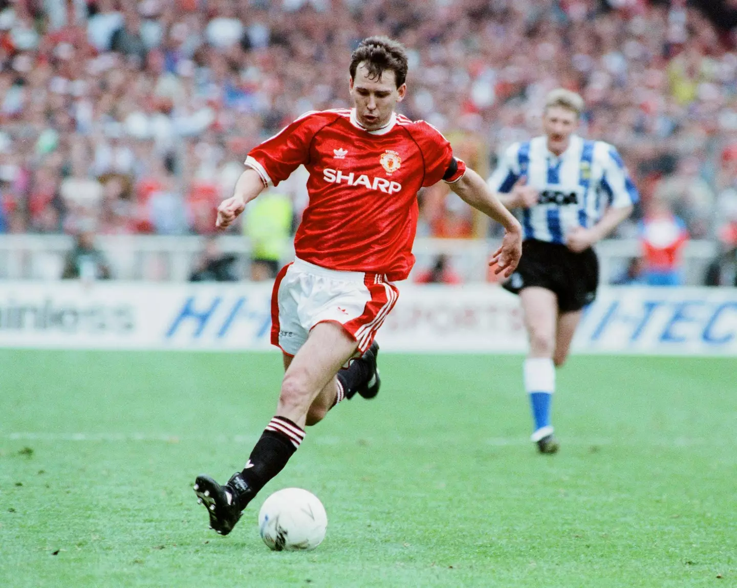 Bryan Robson of Manchester United in 1991 (Alamy)