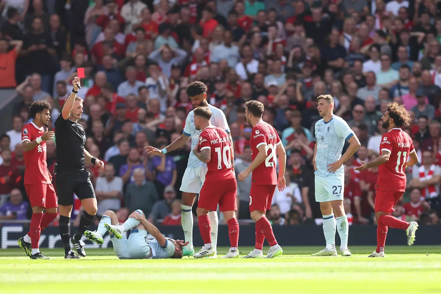 Alexis Mac Allister receives a red card. Image: Getty 