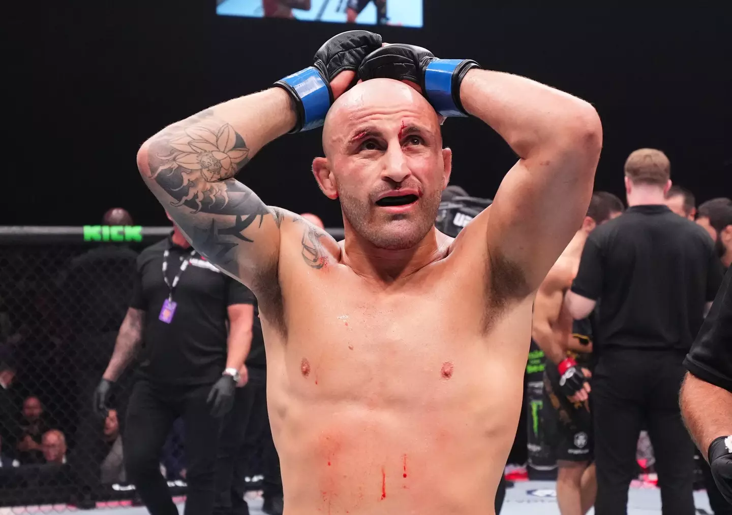 Alexander Volkanovski cuts a dejected figure after his UFC 294 defeat. Image: Getty