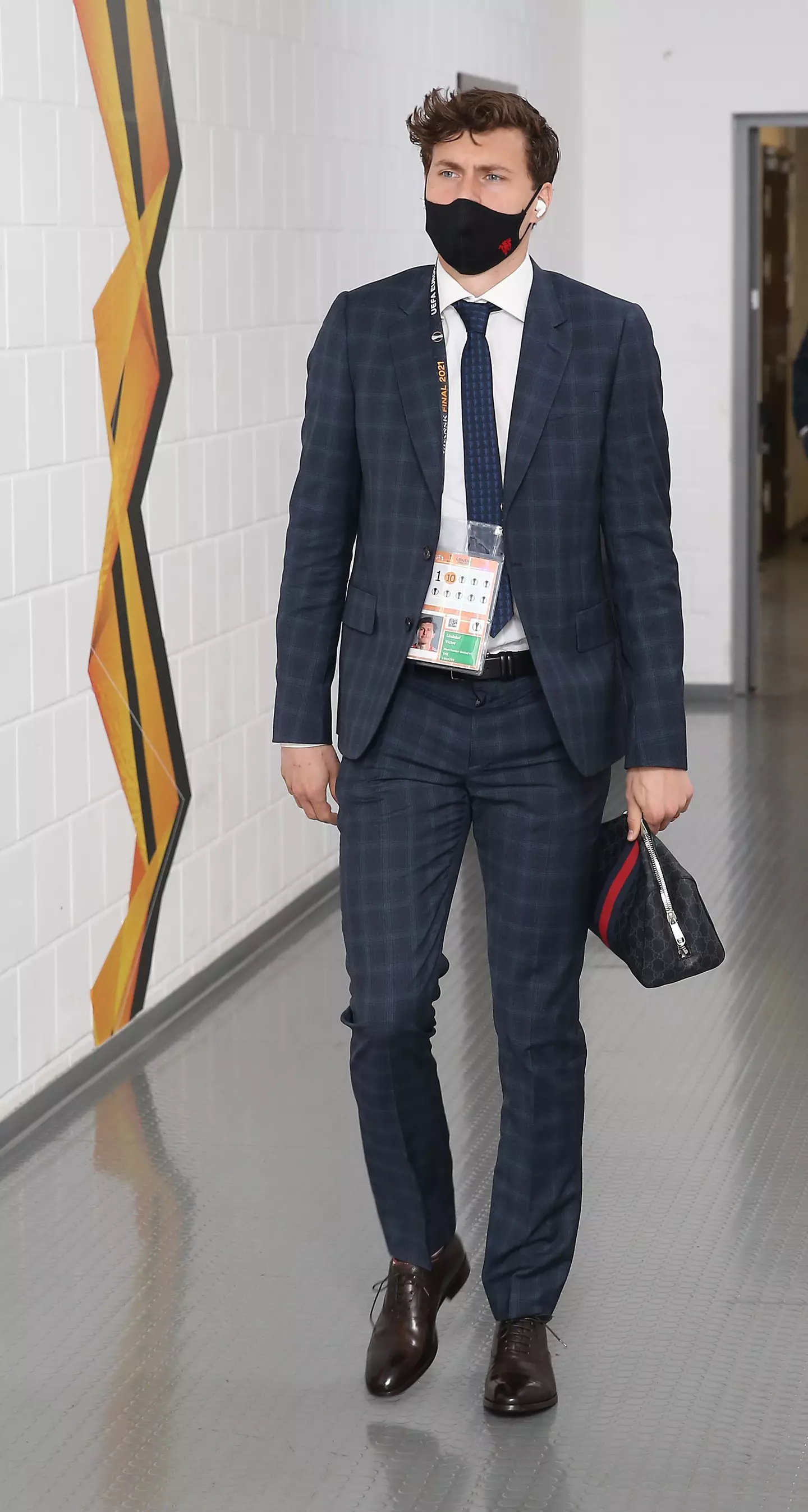Manchester United wore suits upon arrival to the Europa League final in 2021, as well as the 2017 showpiece. Image: Getty