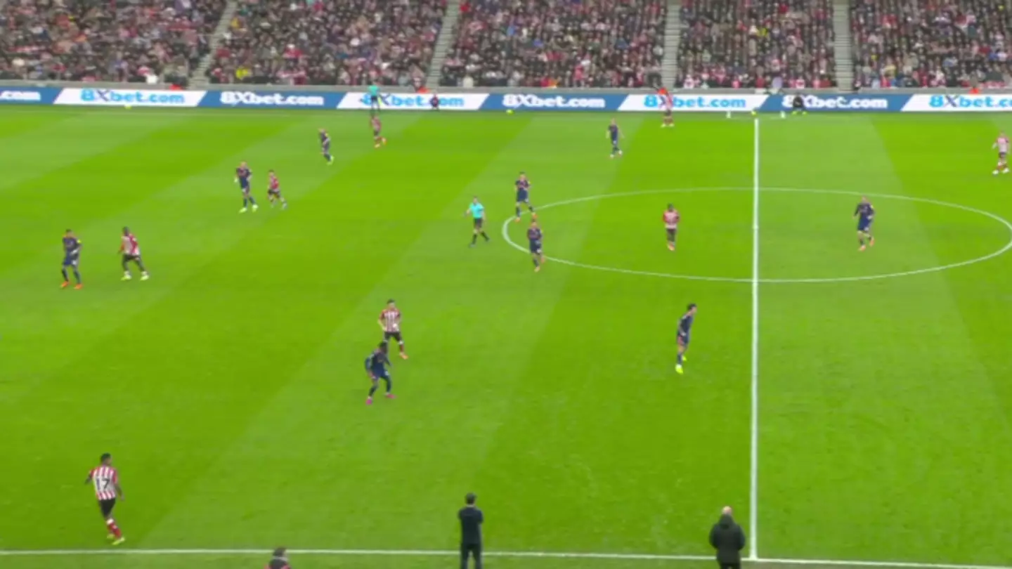 Newcastle Fans Furious After Spotting 'Pathetic' Sunderland Decision Before Derby