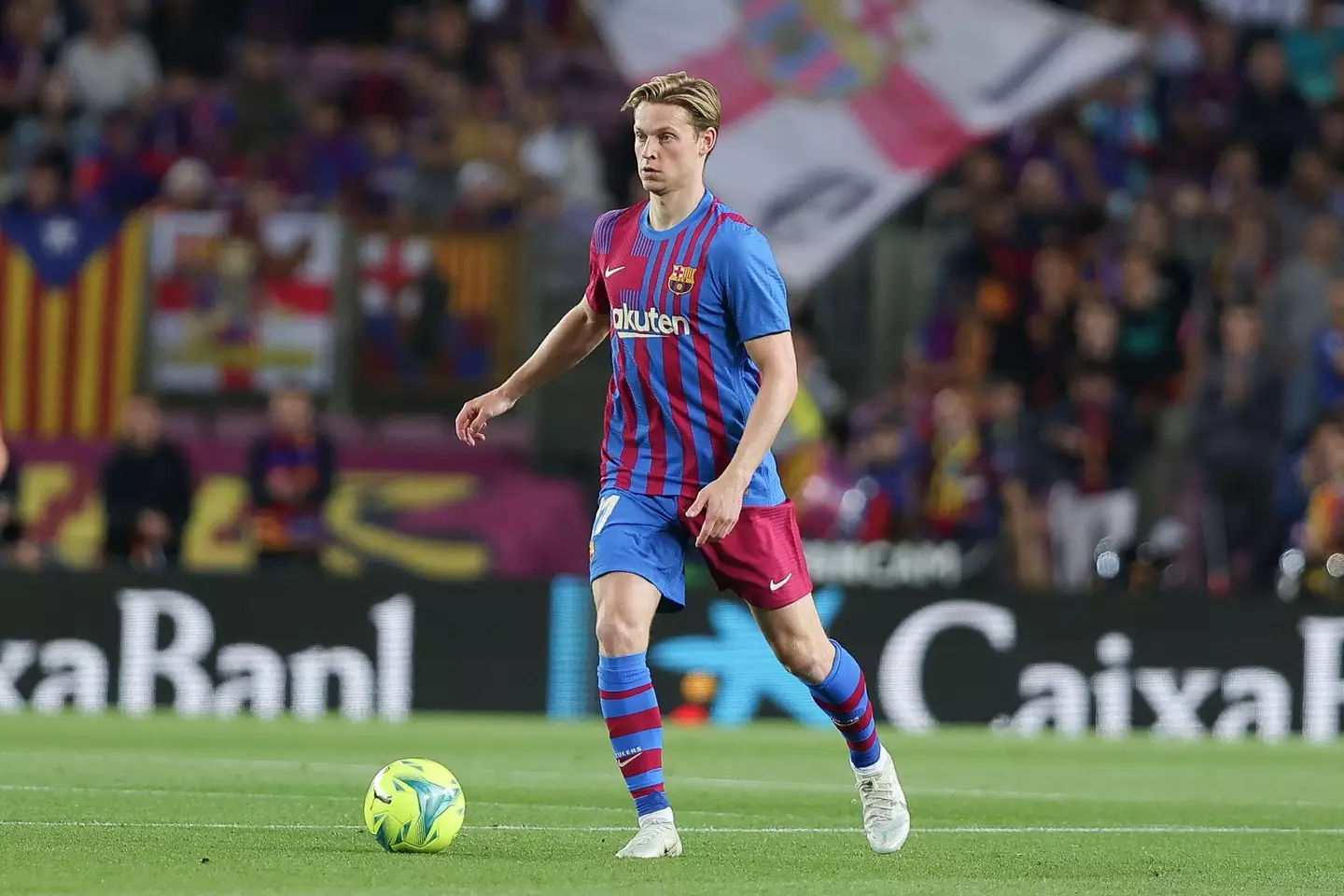 Barcelona may need to sell Frenkie de Jong to make a bid for Silva (Image: Alamy)