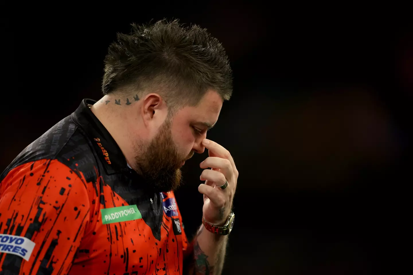 Michael Smith endured another difficult evening (Getty)