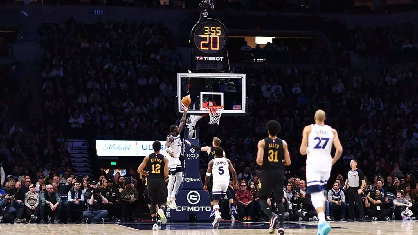 NBA Fan Interrupts Minute’s Silence for Renee Nicole Good With Three-Word Chant