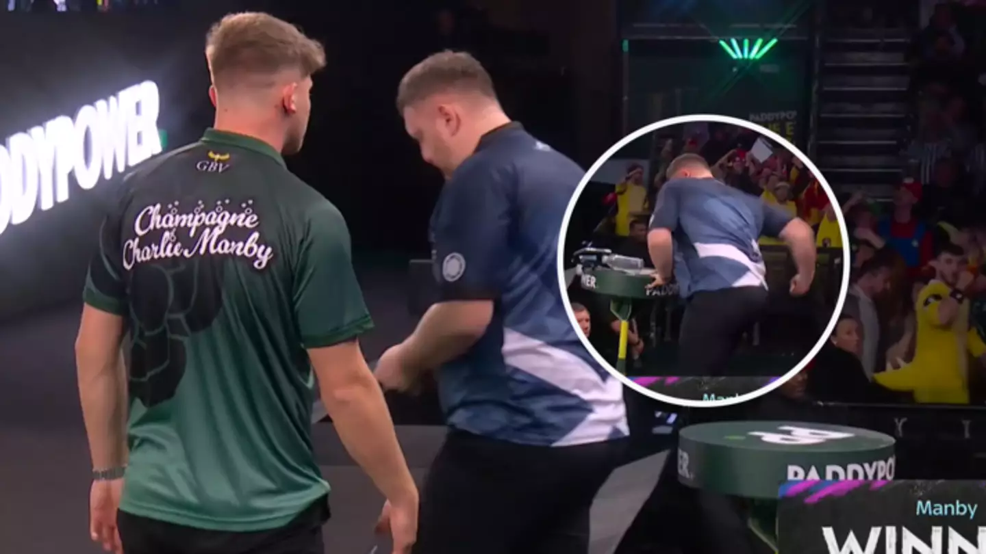 Cameron Menzies Smashes Table in Astonishing World Darts Championship Head Loss