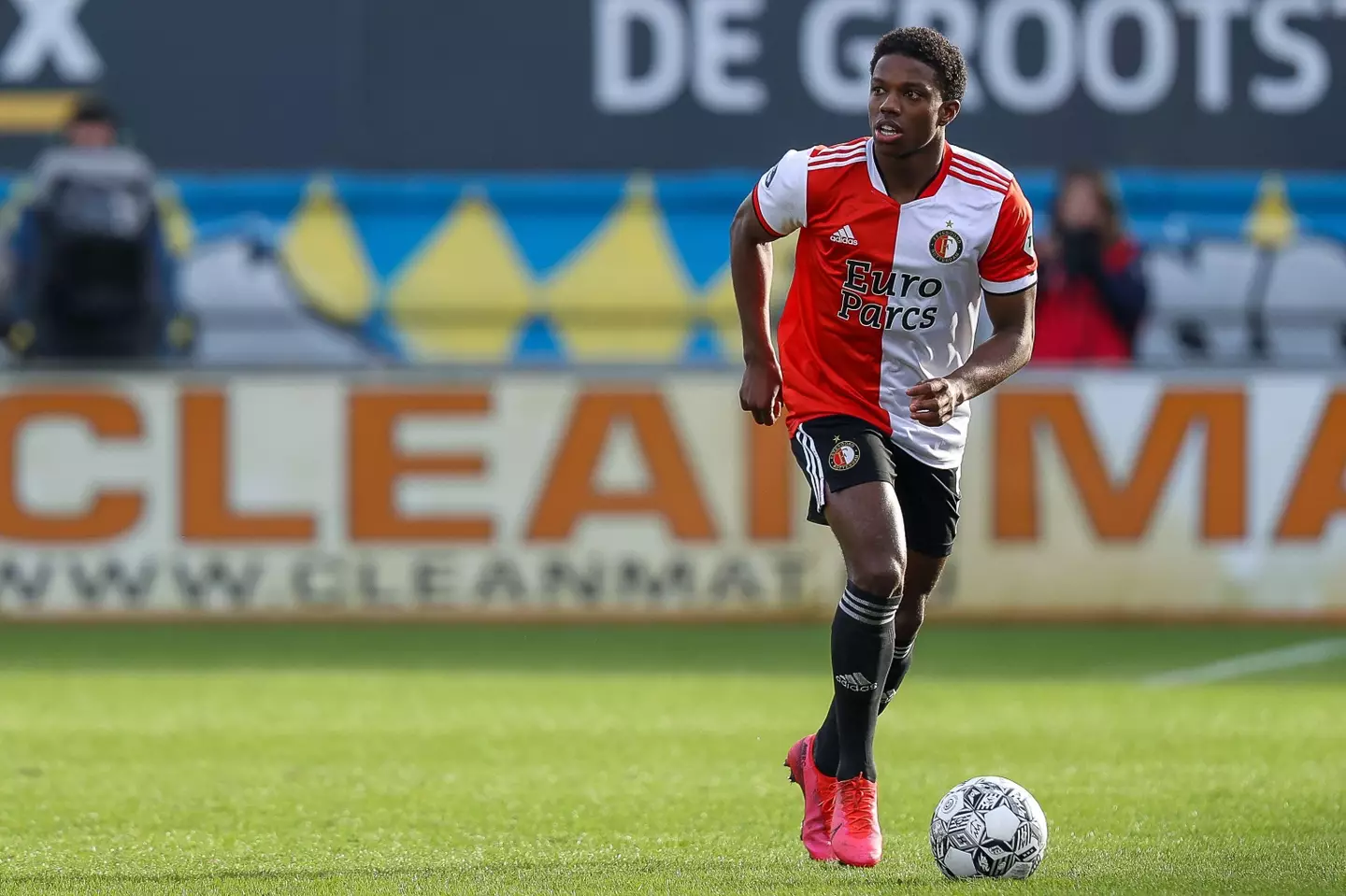 United are close to agreeing a deal for Feyenoord's Tyrell Malacia (Image: Alamy)