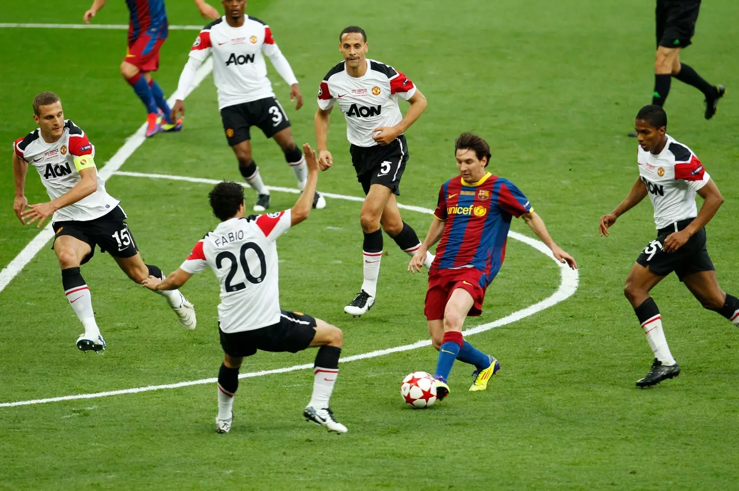 United failed to stop Messi. (Image