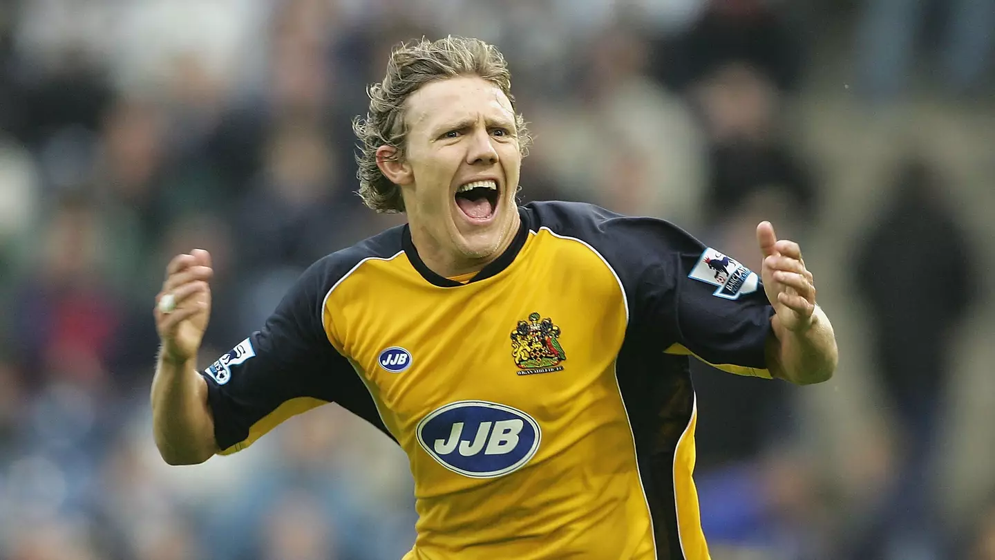 Jimmy Bullard reveals incredible act 'hard as nails' Premier League cult hero did after being sent off in game