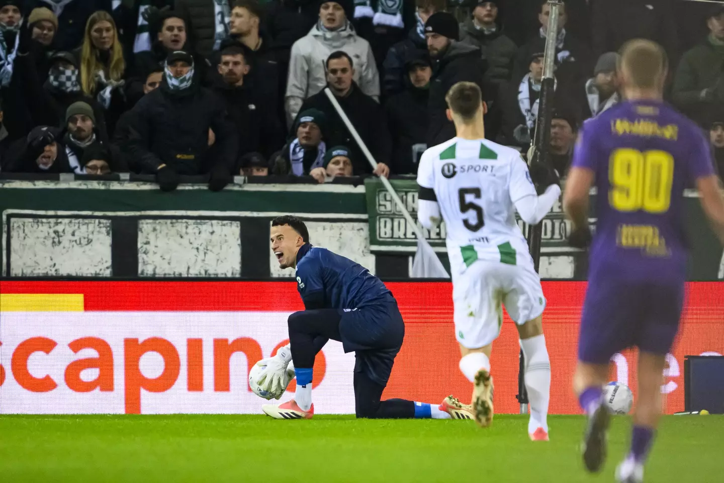 Etienne Vaessen reacts after pulling off a 'FIFA trick'. Image: Getty