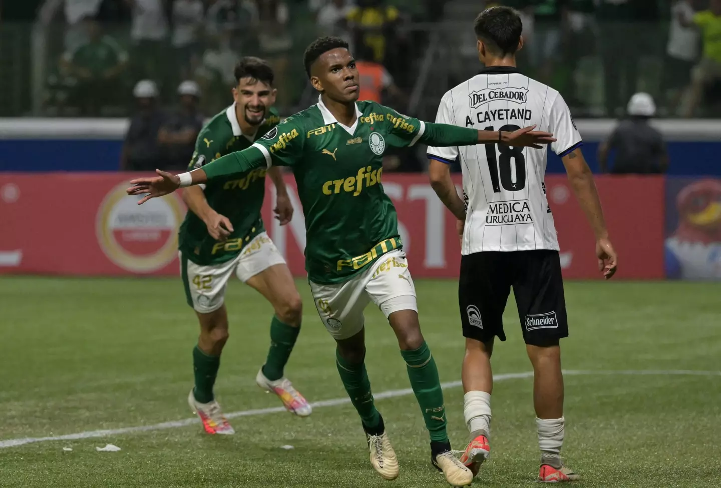 Estevao Willian will join Chelsea from Palmeiras. (Getty)