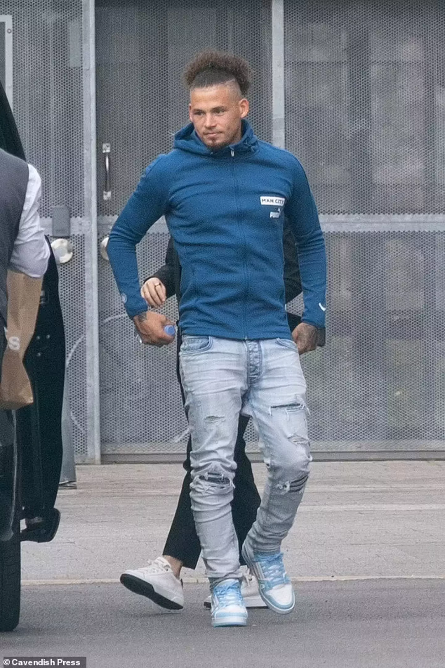 Kalvin Phillips arrives at Manchester City. Cavendish Press / Mail