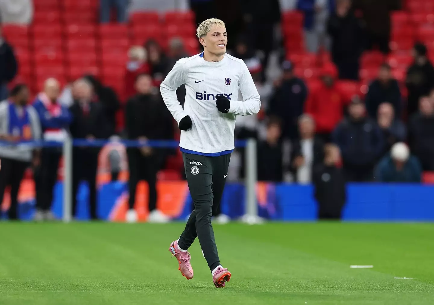 Alejandro Garnacho was targeted by Manchester United during the warm-up. Image: Getty