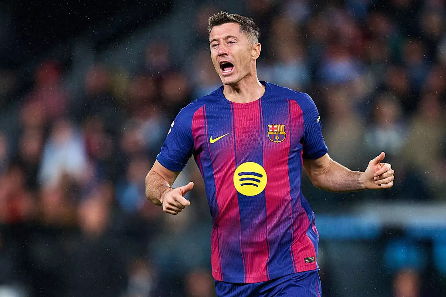 Harry Kane could replace Robert Lewandowski (Credit:Getty)