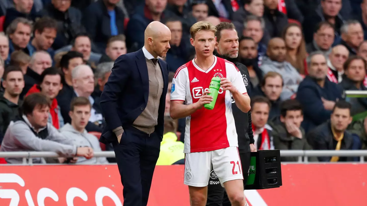 Ten Hag is hoping to be reunited with De Jong. Image: Alamy