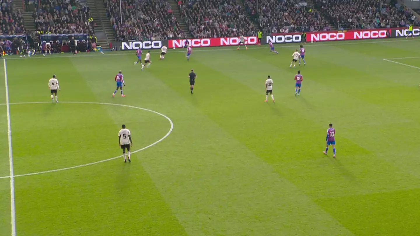 Liverpool Fans Have Lost It With One Player After Crystal Palace Defeat