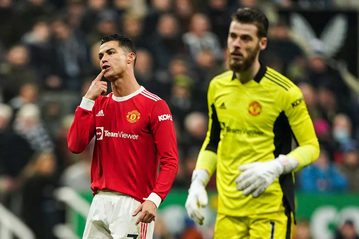 Cristiano Ronaldo and David de Gea are now Manchester United's two most experienced players. (Alamy)