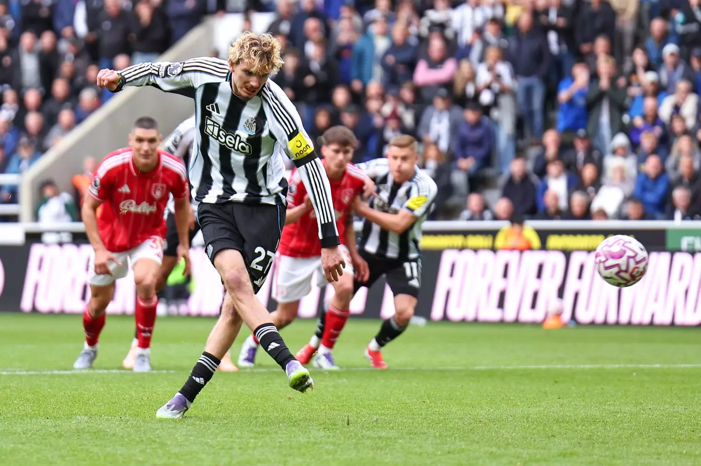 GettyImages-2238966169 NEWCASTLE UNITED STAR ON HIS FUTURE AT ST JAMES PARK