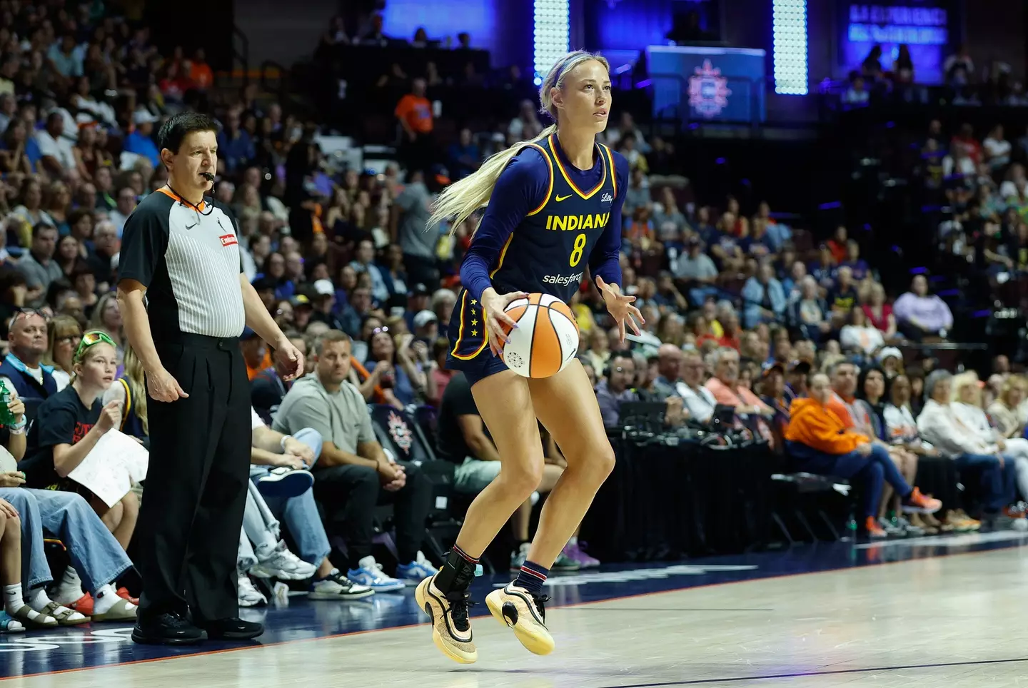 Sophie Cunningham in action for the Indiana Fever. Image: Getty