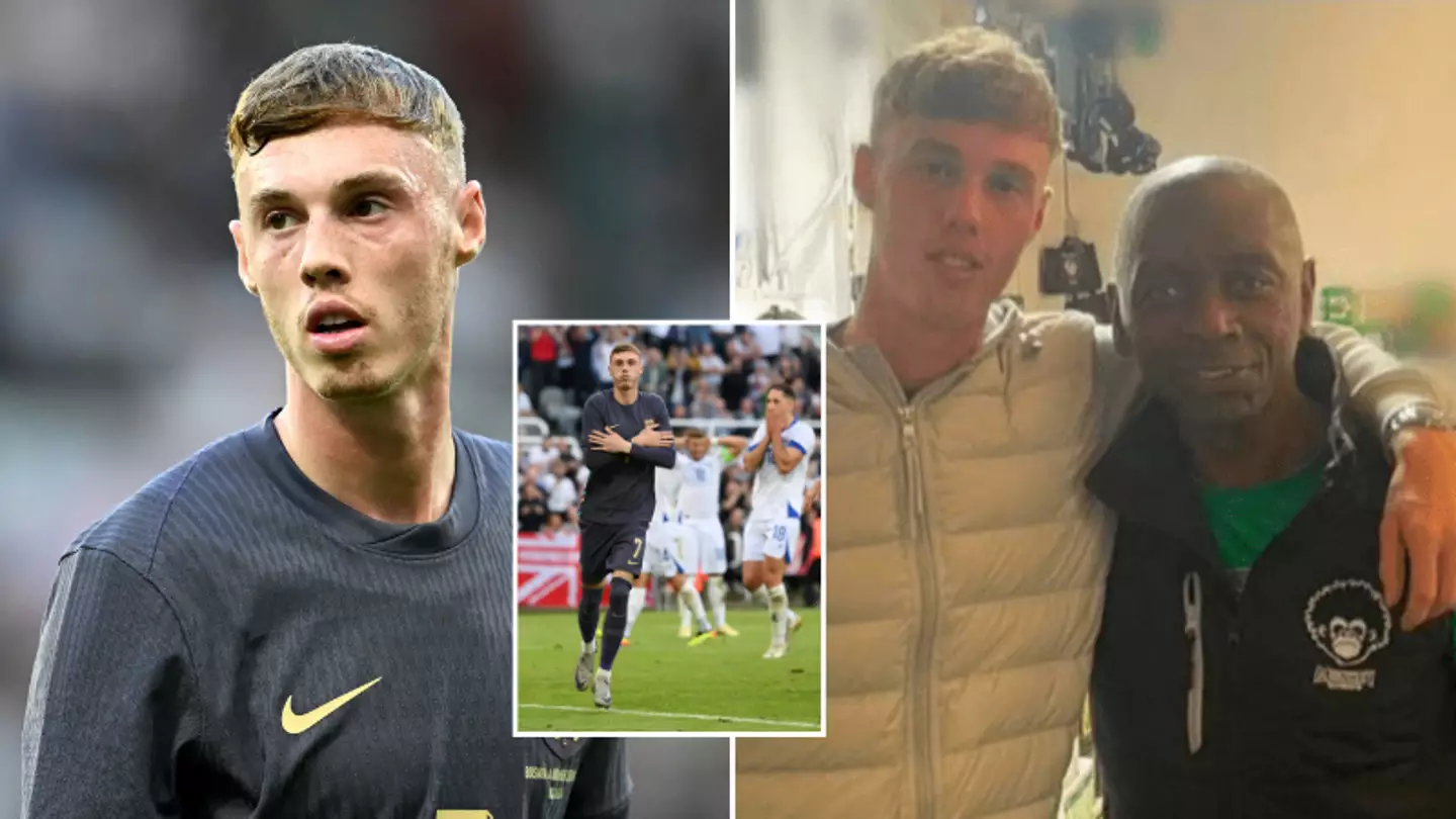 Cole Palmer wears two different flags on his boots while representing England