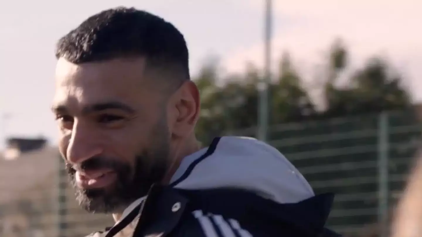 Liverpool fans demand Mo Salah receives a 10-year contract after hearing what he said when he surprised a girl's football team