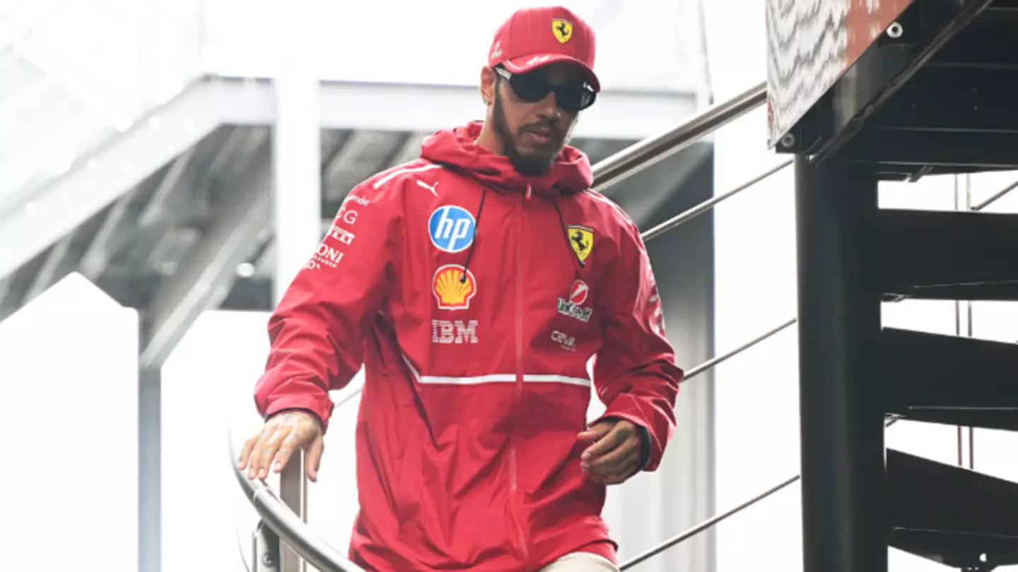 Lewis Hamilton makes heartwarming gesture to Kimi Antonelli after he was left 'in tears' following session