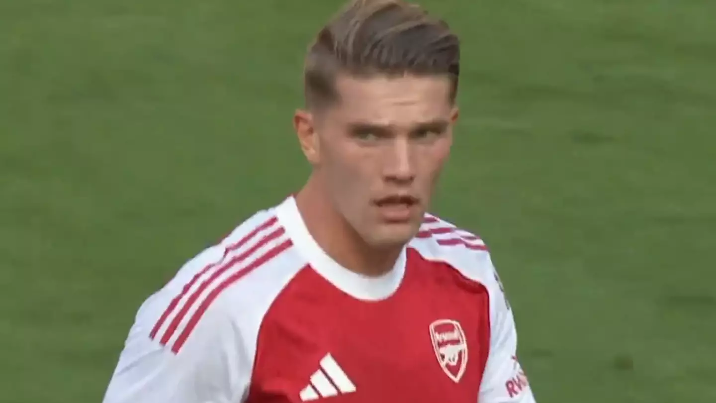 Fans spot major Viktor Gyokeres problem in full Arsenal debut vs Villarreal