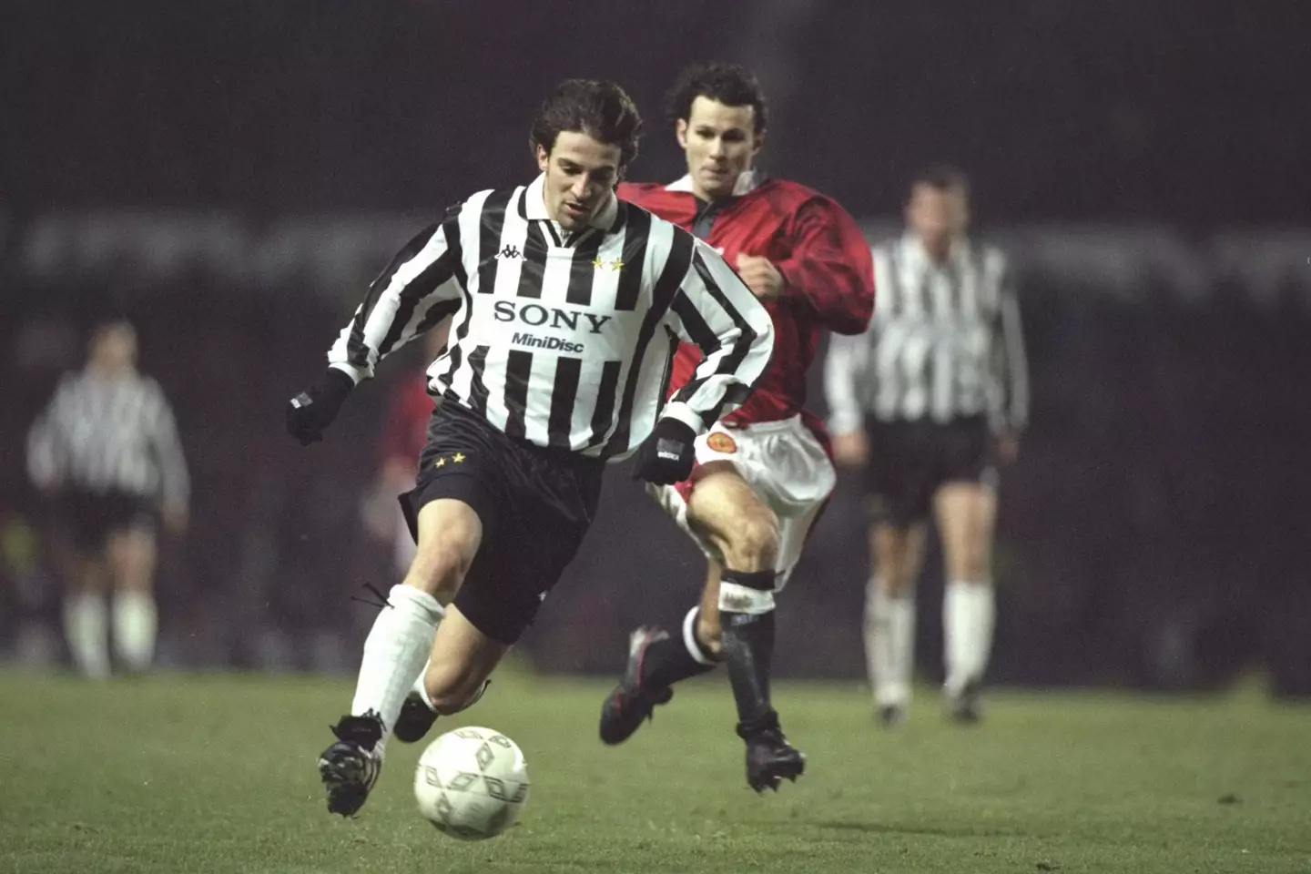 Alessandro Del Piero in action for Juventus against Manchester United. Image: Getty