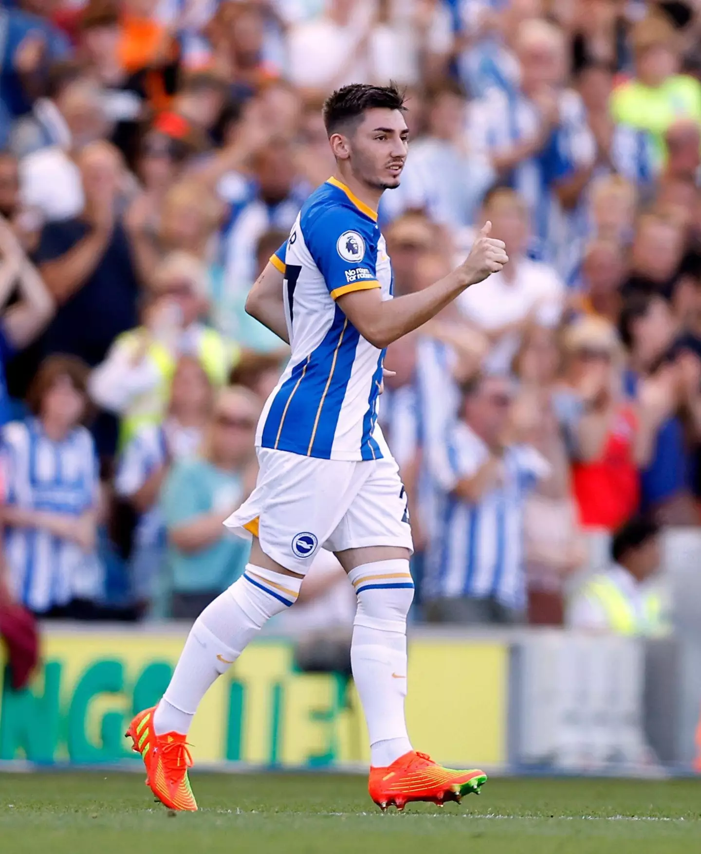 Billy Gilmour in Premier League action for Brighton. (Alamy)