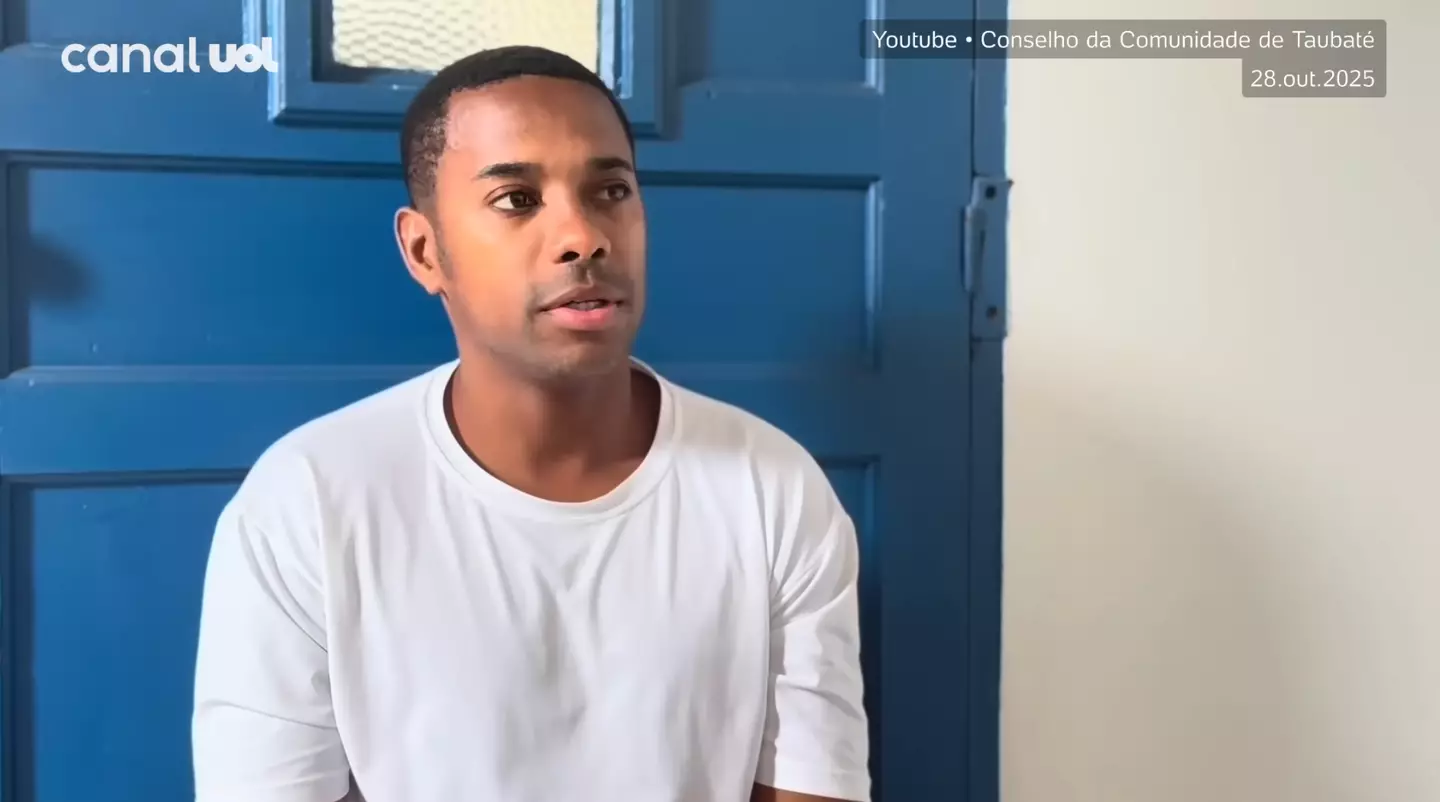 Robinho spoke to UOL Esporte about his time behind bars in Brazil. Image: UOL Esporte